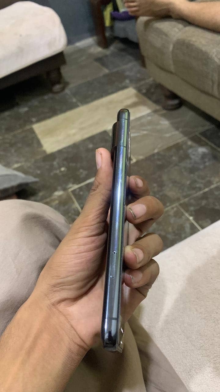Google Pixel 8 Pro 4