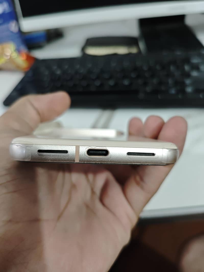 Google Pixel 8 1
