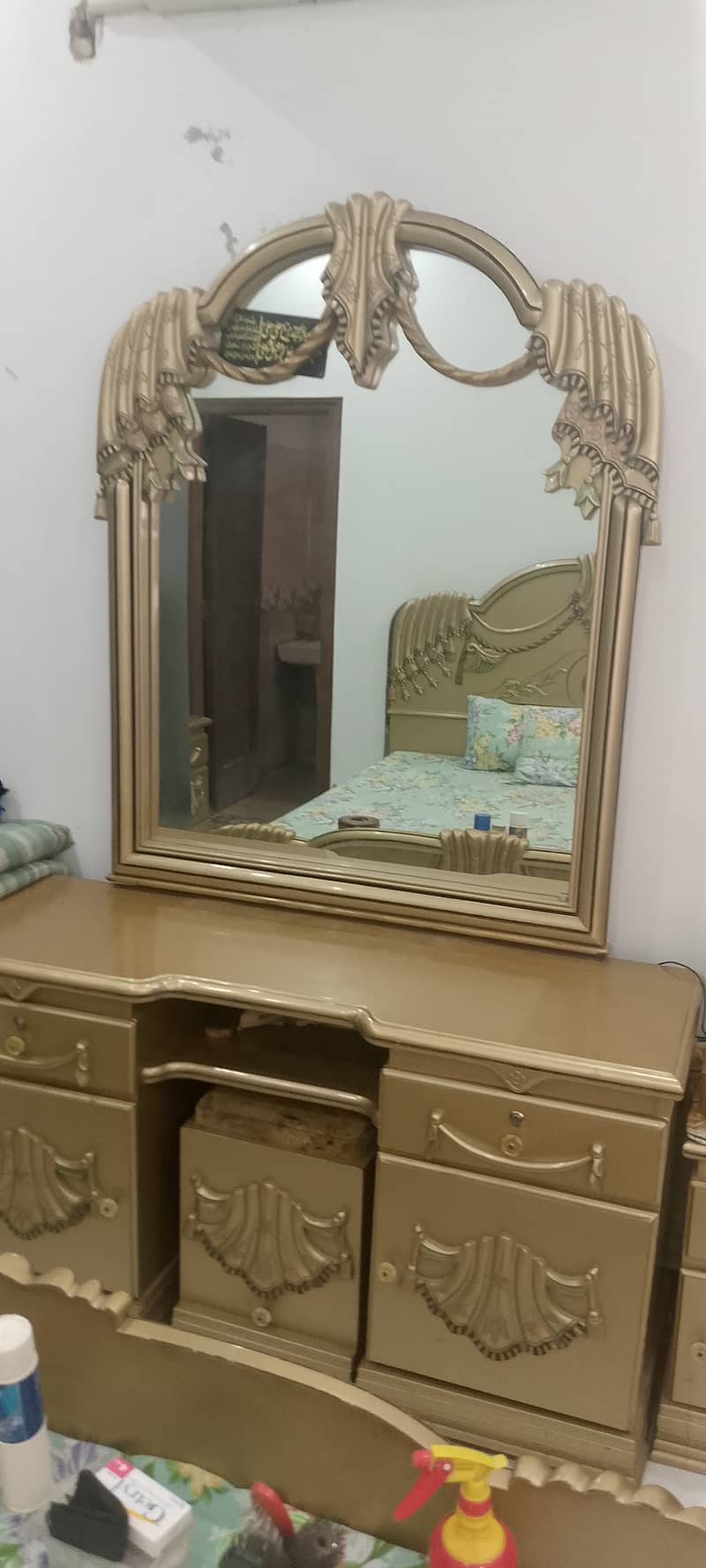 Dressing table 2