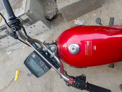 Road prince bike urgent sale