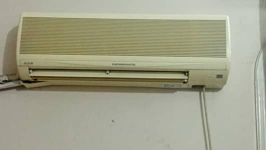 mitsubishi's 2 acs for sale 1 ton