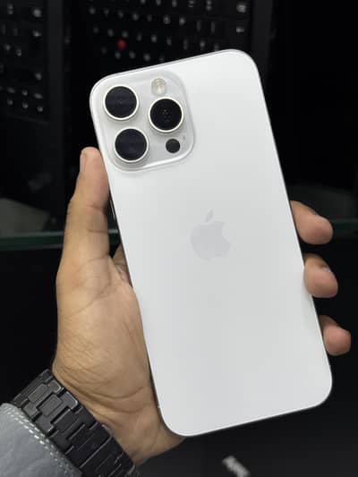 Apple iPhone 16ProMax jv dot