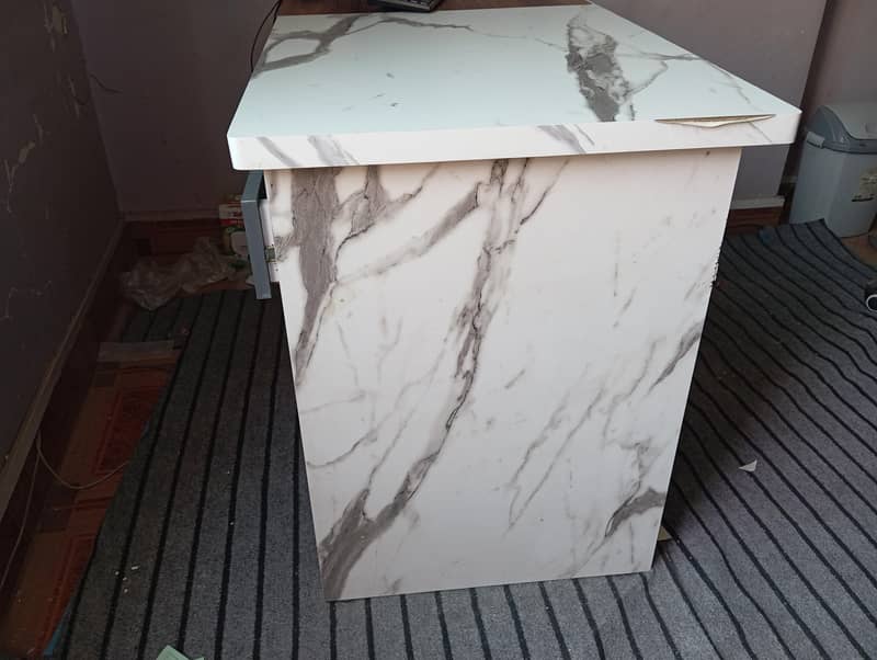 office Work Table New Condition 1
