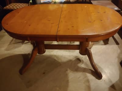 imported solid oak wood 8 seater dining table (adjustable)