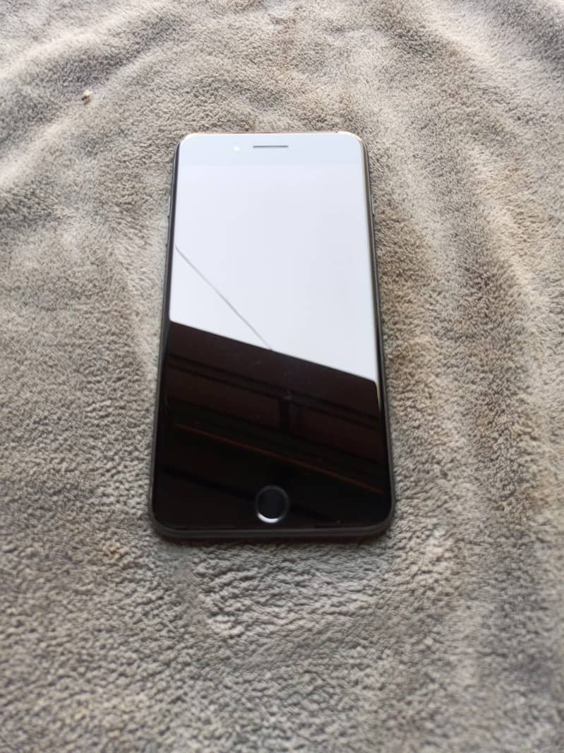 Apple iPhone 7 Plus 5