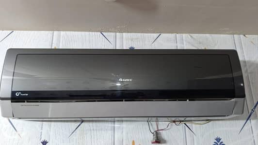 GREE INVERTOR 1.5 TON