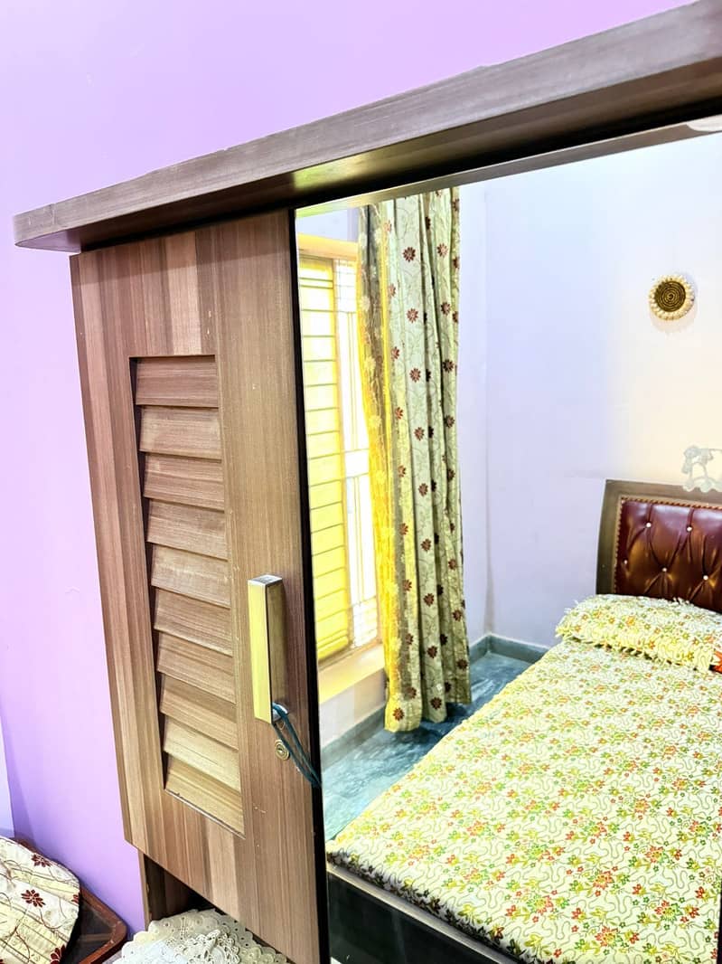 Bedset with dressing table 5
