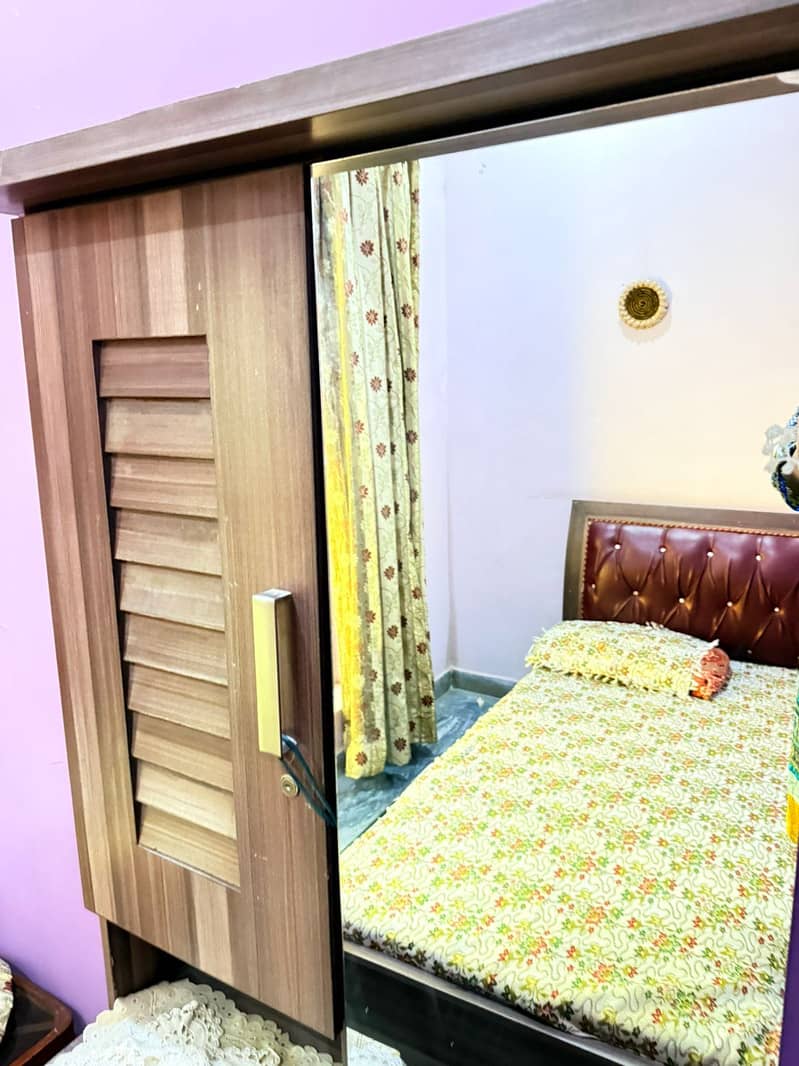 Bedset with dressing table 8