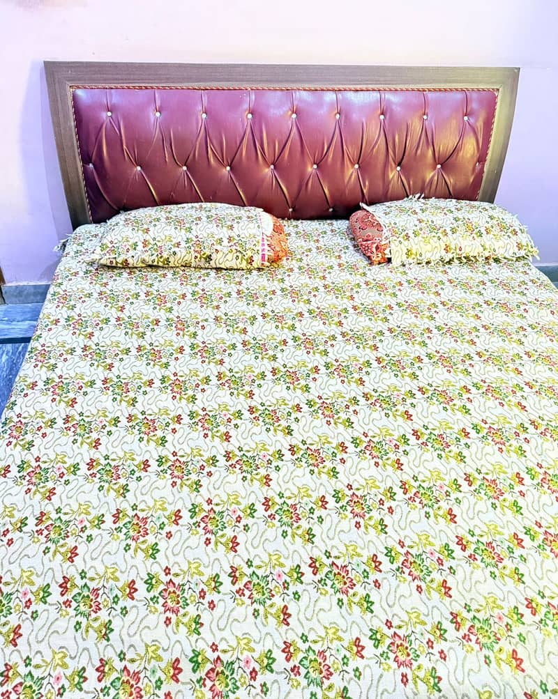 Bedset with dressing table 10