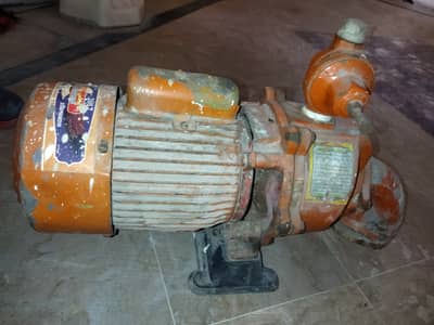 Water pump (Laal pump ) for home or office use