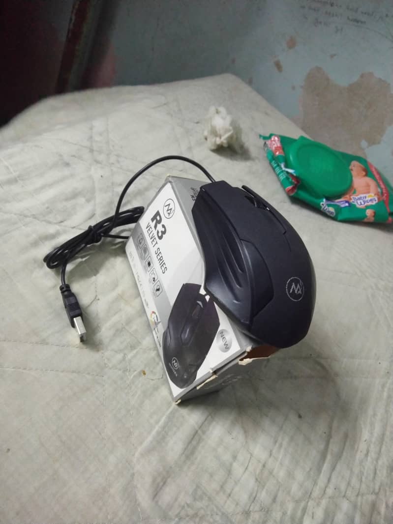 future laptop mouse 1