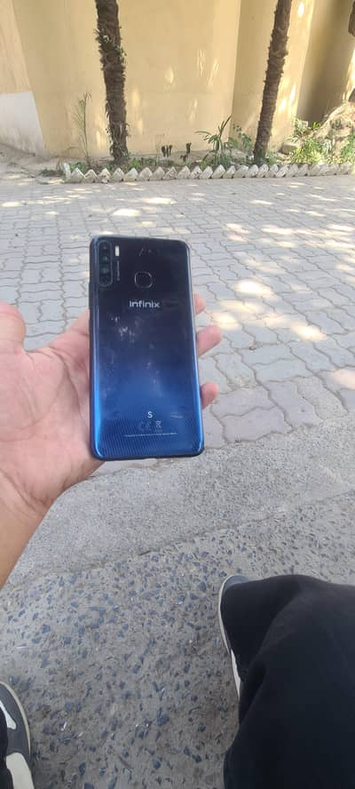 Infinix S5 (urgent sale)