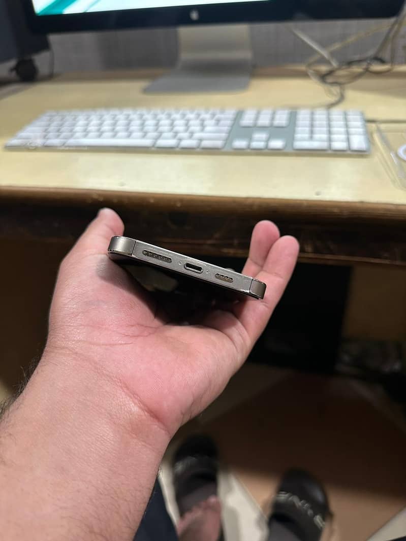 iPhone 14 Pro Max 5