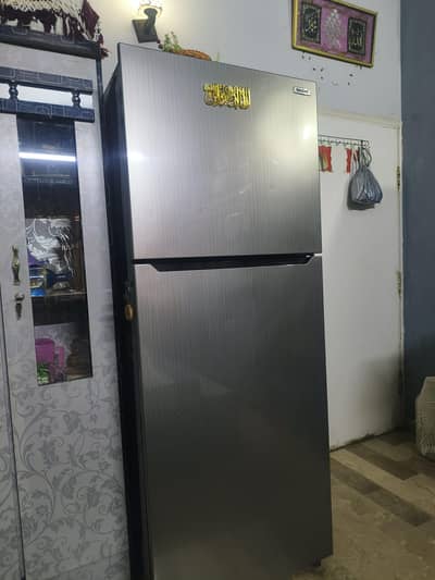 Oreint refrigerator full size