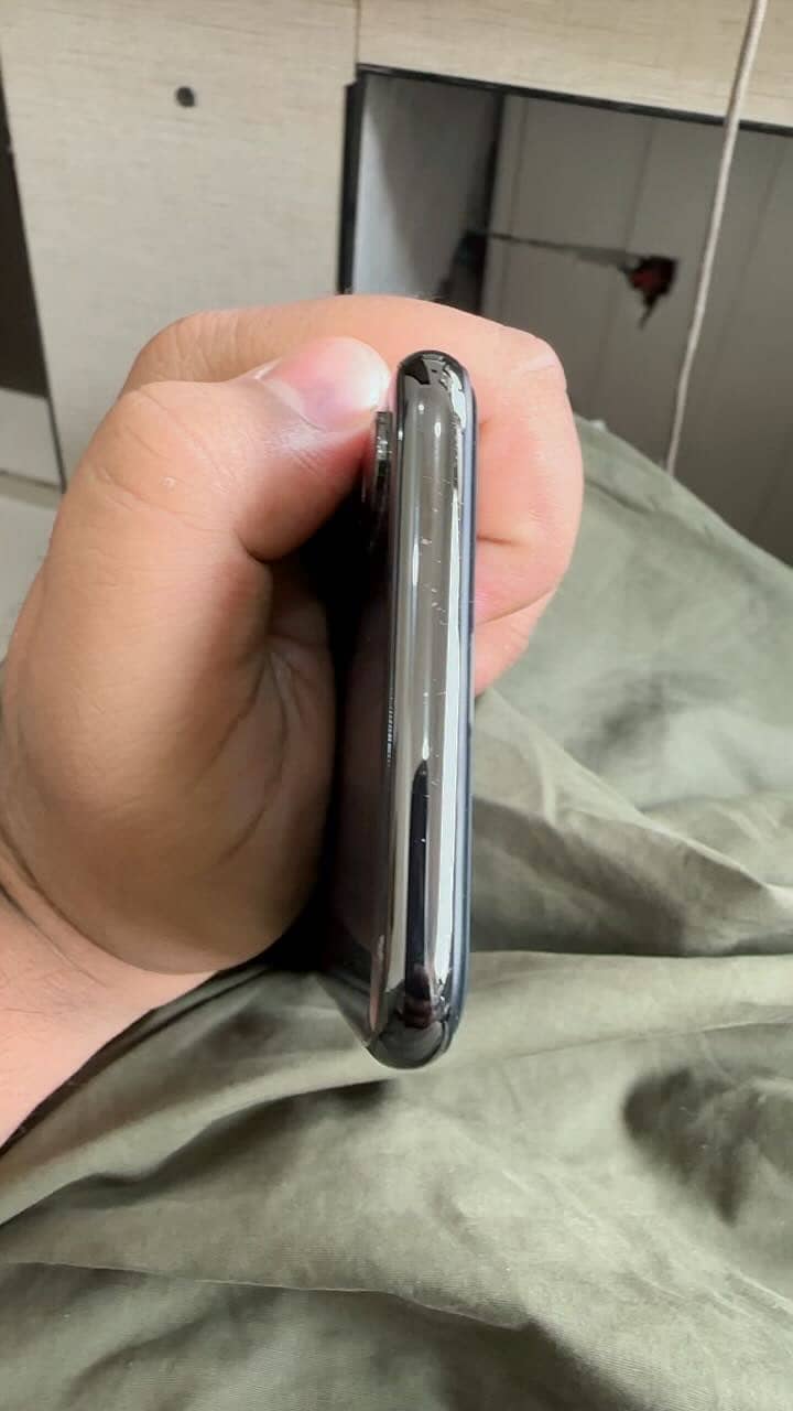 Apple iPhone X 2
