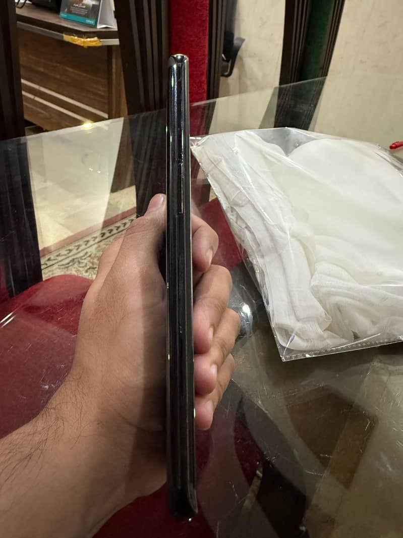 One Plus 9 Pro 4
