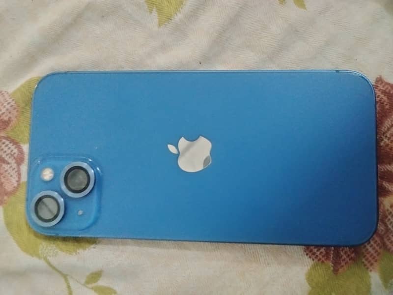 Apple iPhone 13 2