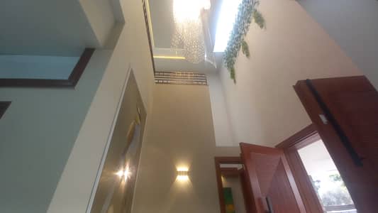10 MARLA DOUBLE UNIT HOUSE FOR SALE