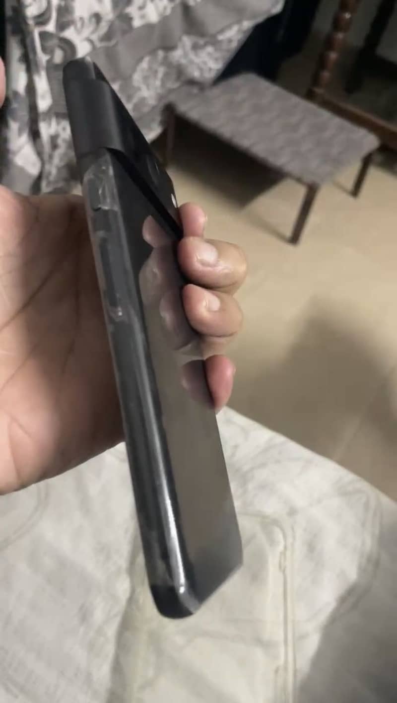 Google Pixel 8 2