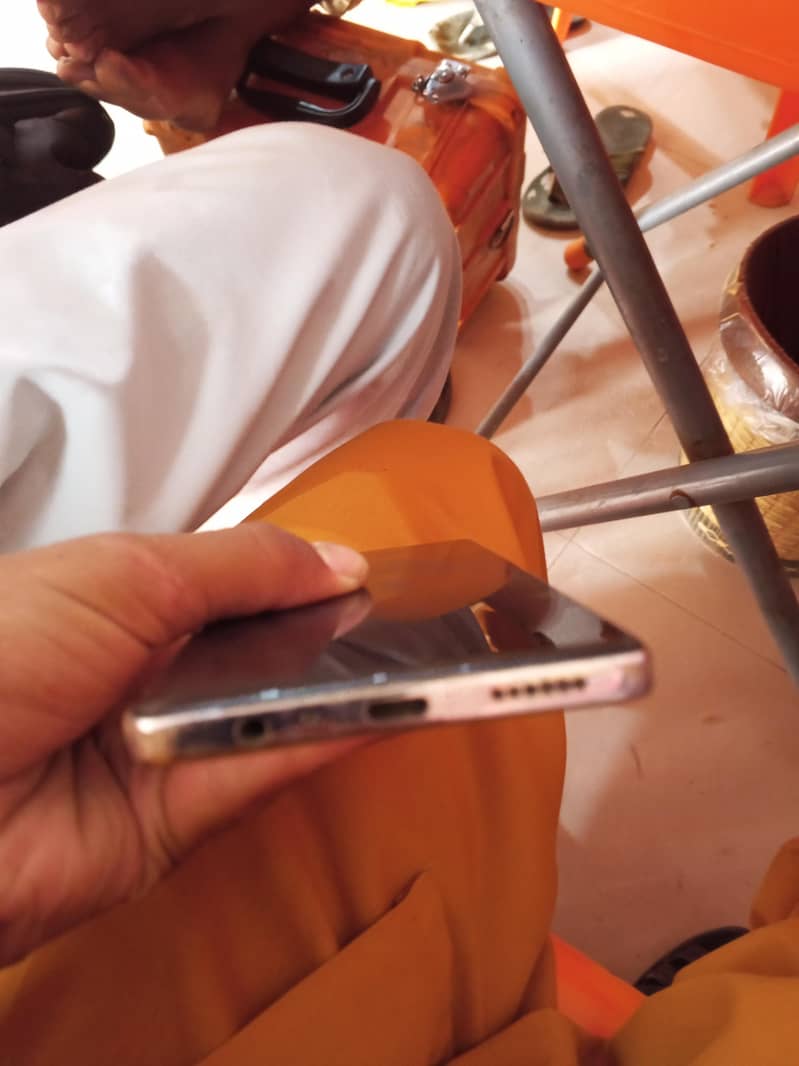 Tecno CAMON 30 1