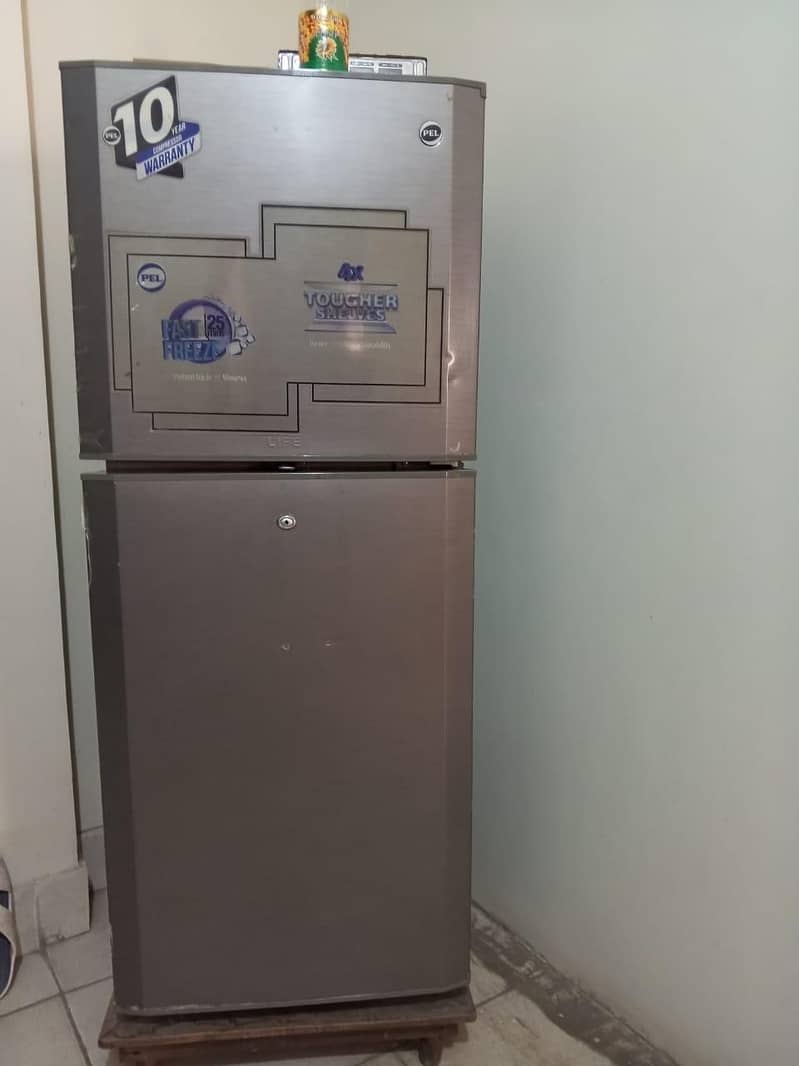 refrigerator 0