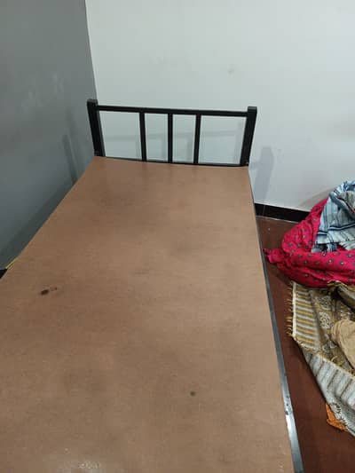 Strong Single Iron Bed Frame – Like New