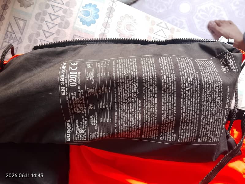 live jacket 1