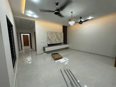 Upper portion for rent 1.5 story