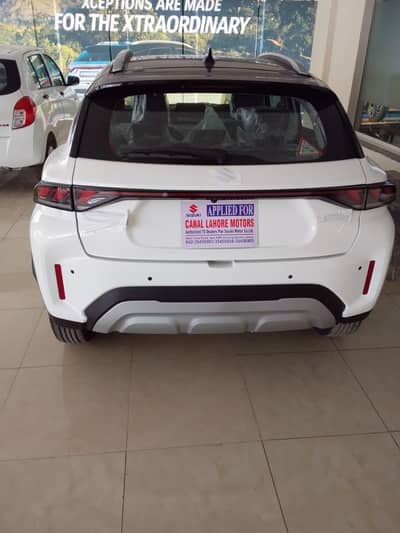 Suzuki Fronx GLX 6AT Two-Tone