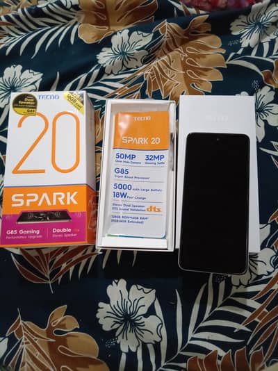 Tecno spark 20 for urgent sale