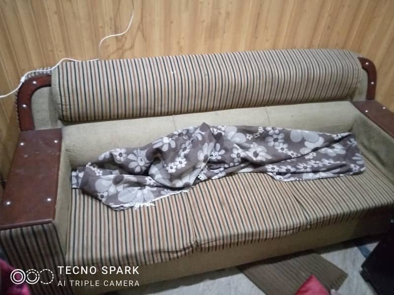 6 seaters sofa set 0