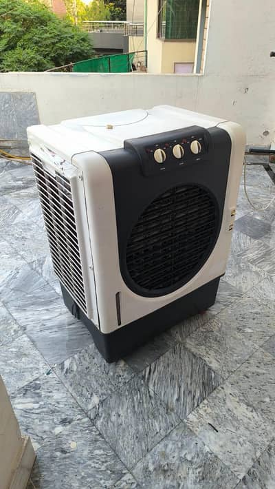 Large Ac Cooler in best condition