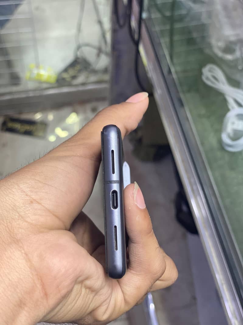 Google Pixel 7 3