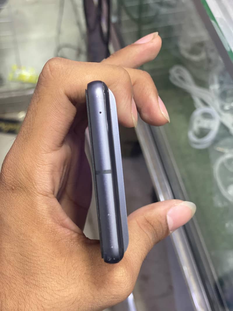 Google Pixel 7 5