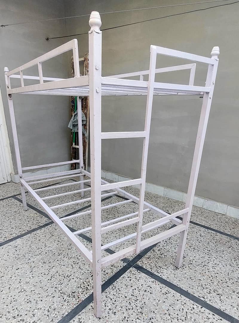 Bunk Bed Iron 2