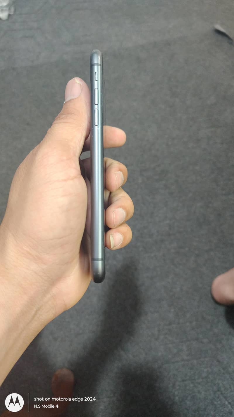 Apple iPhone 11 1