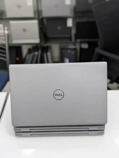 Dell Latitude 5540 | Core i5 13th Gen | 10 Cores | 8GB RAM | 256GB SS