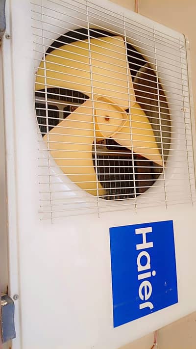 Haier  AC 1 Ton Excellent Condition Urgent Sale"