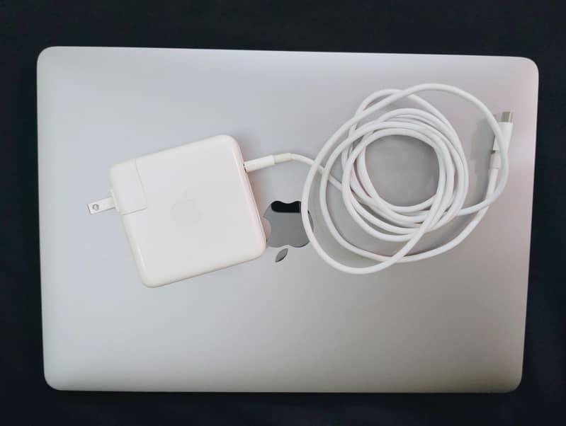 MACBOOK PRO 4