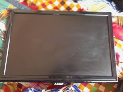 ASUS 32 Inch LED TV - Good Condition - Home Used