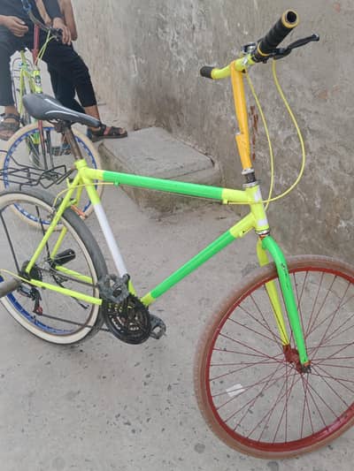 good condition biycycle