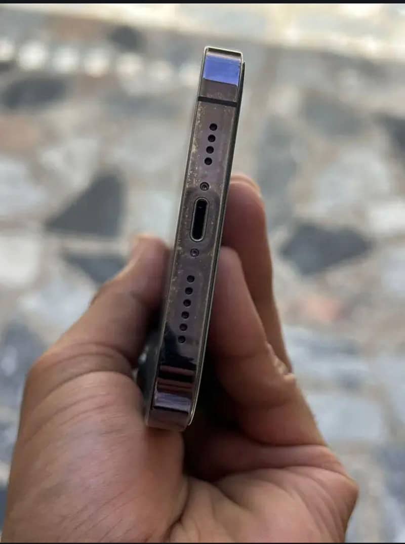 iPhone 14pro max 3