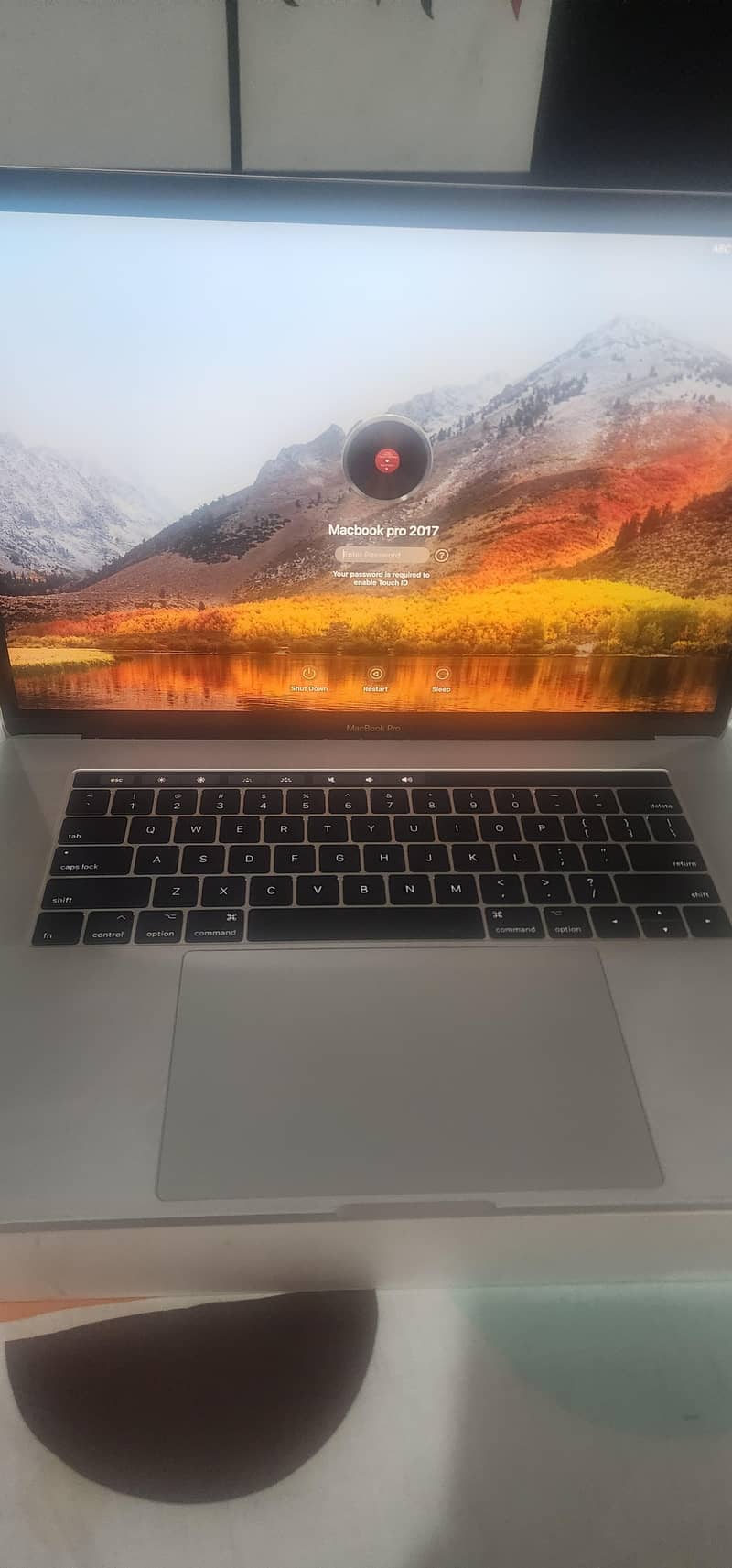 Mac book pro 2017 1