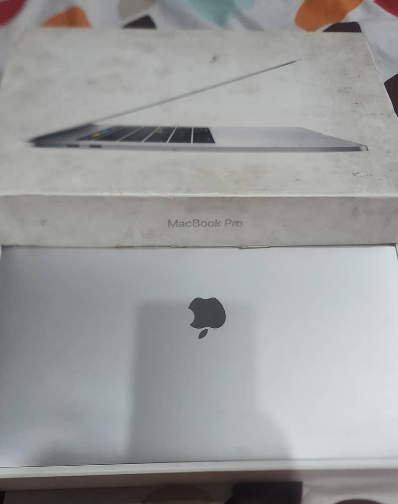Mac book pro 2017 3