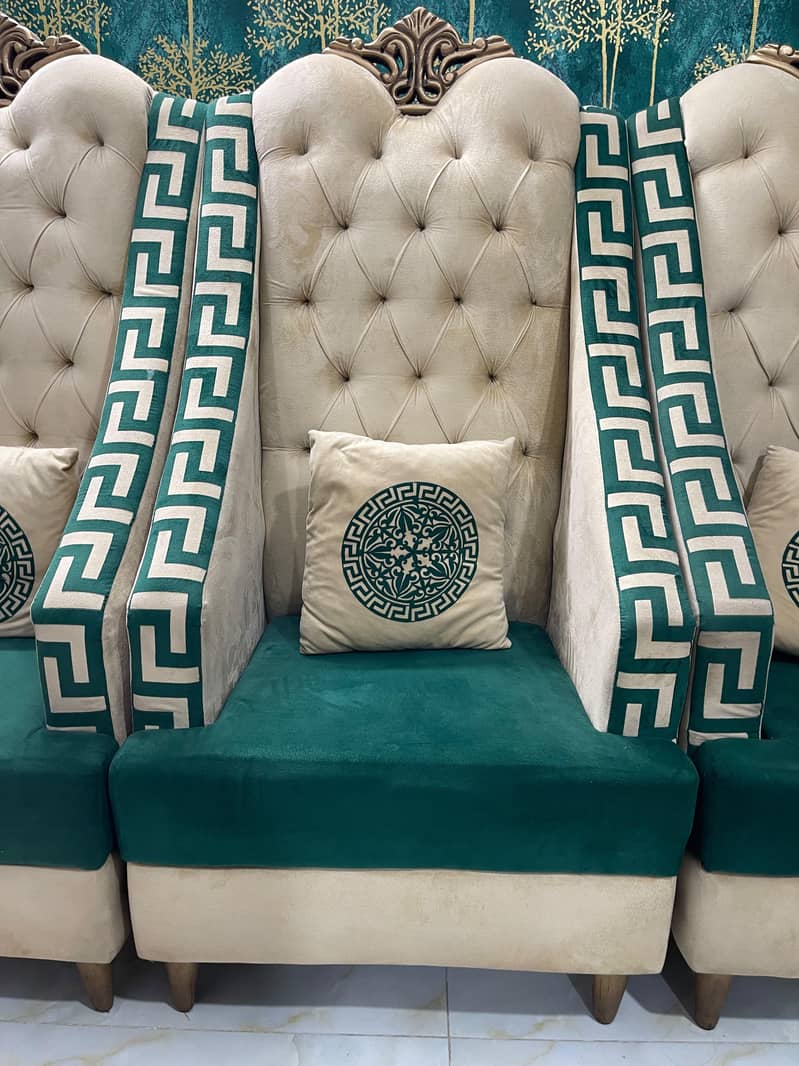 Master sofa Chair 1