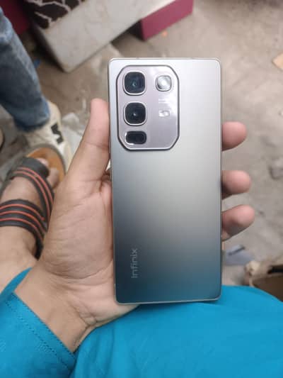no box charger only phone 8gb. +8gb 256gb