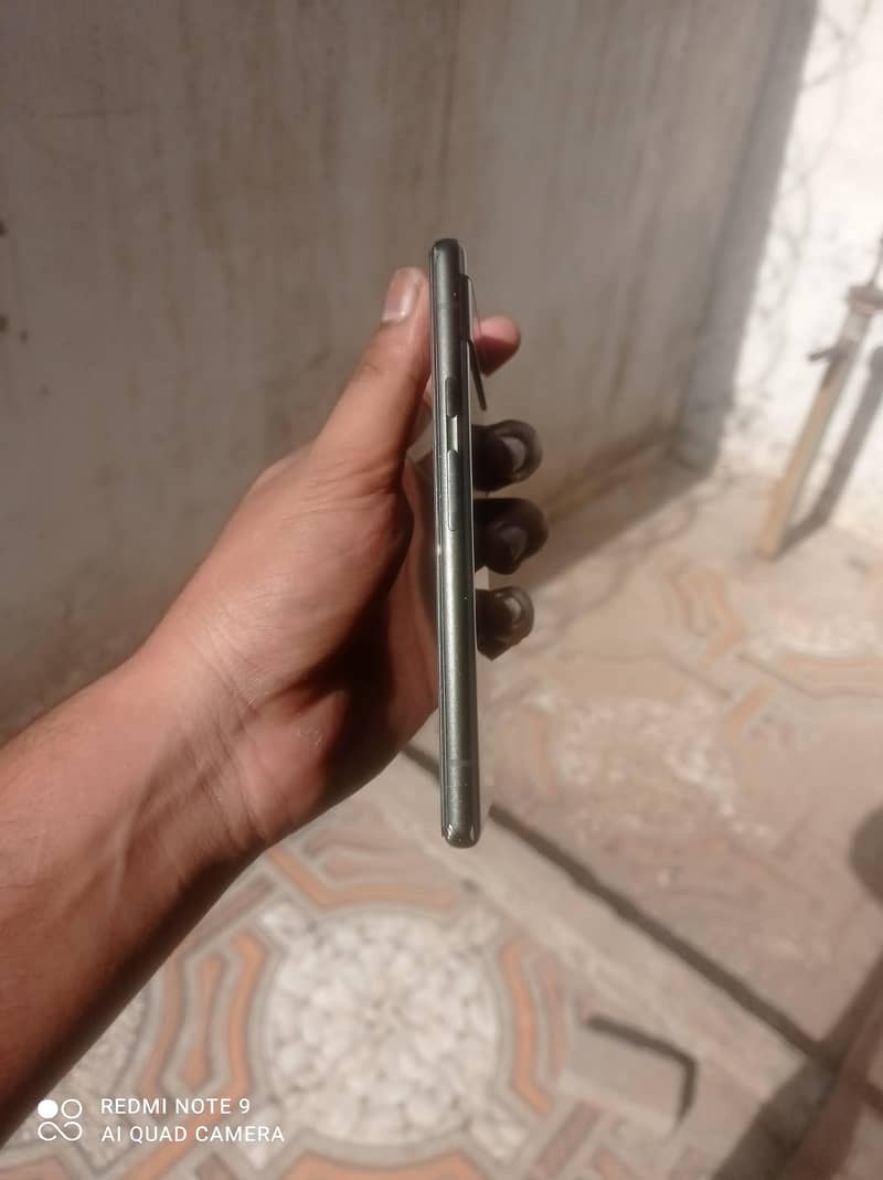 Google Pixel 6a 1
