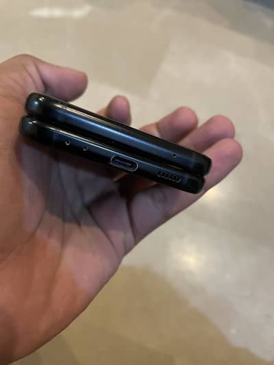 Samsung Mobile Z Flip 3