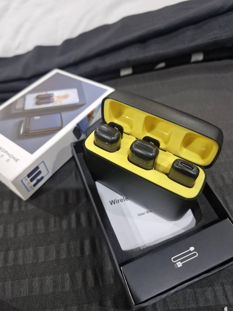 wireless microphone 1
