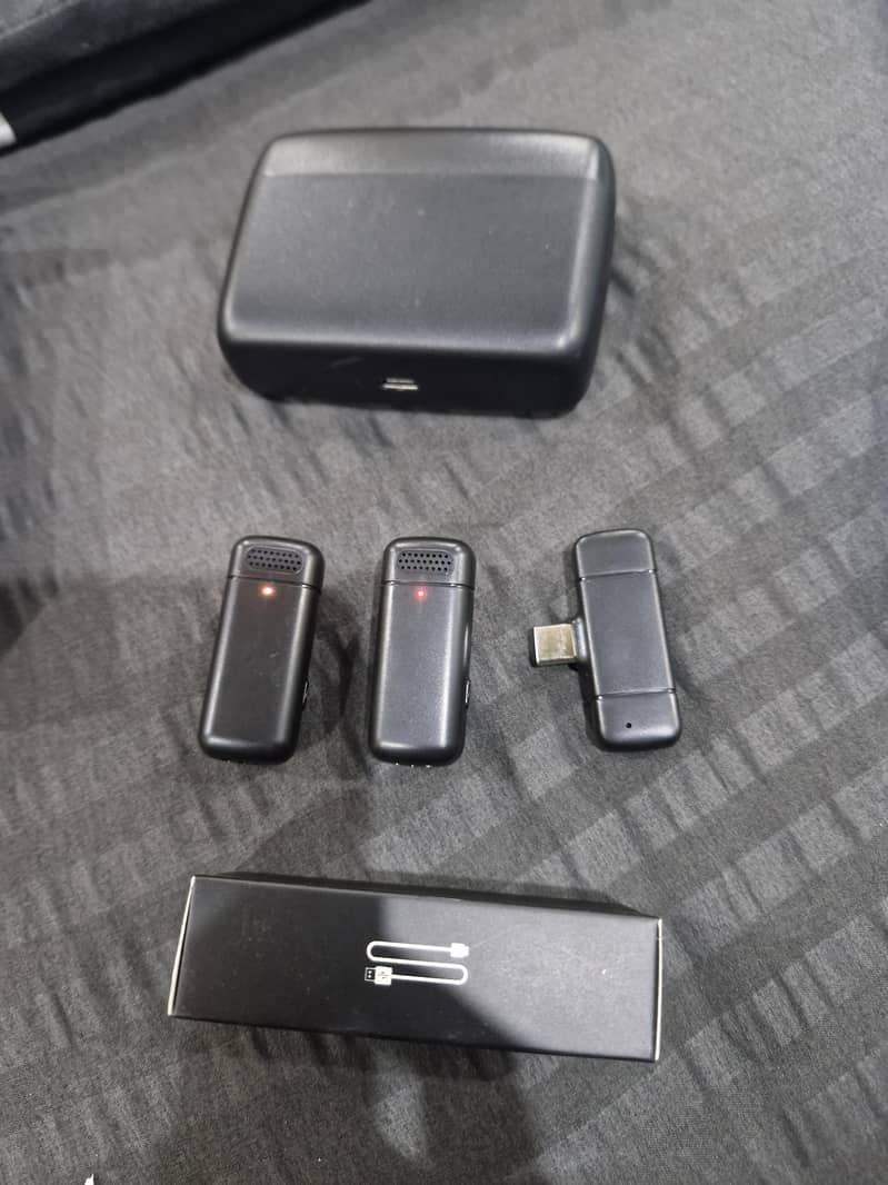 wireless microphone 2